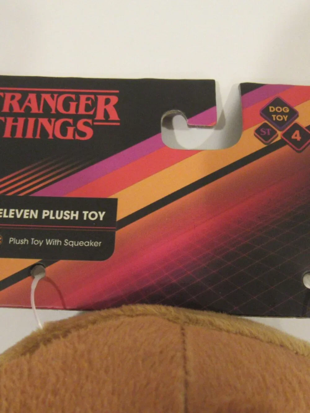 NEW: TWO DOG TOYS WITH SQUEAKERS: SQUID GAME & STRANGER THINGS